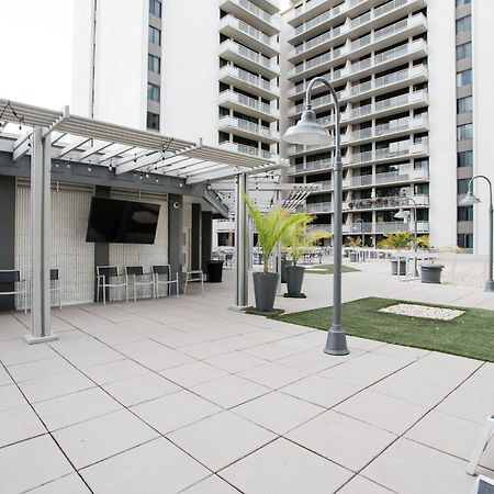 Stay With Style In This Apartment At Crystal City Arlington Exterior photo